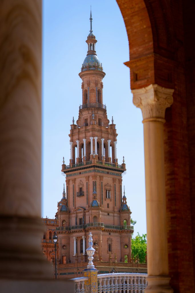 Image of Torre Sur, Plaza de España in Seville, Spain.