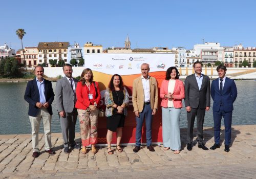 Image of representatives from proMETEO, the City of Seville, and Arsht-Rock at the launch of the first year of the heat wave categorizing and naming pilot in Seville, Spain.